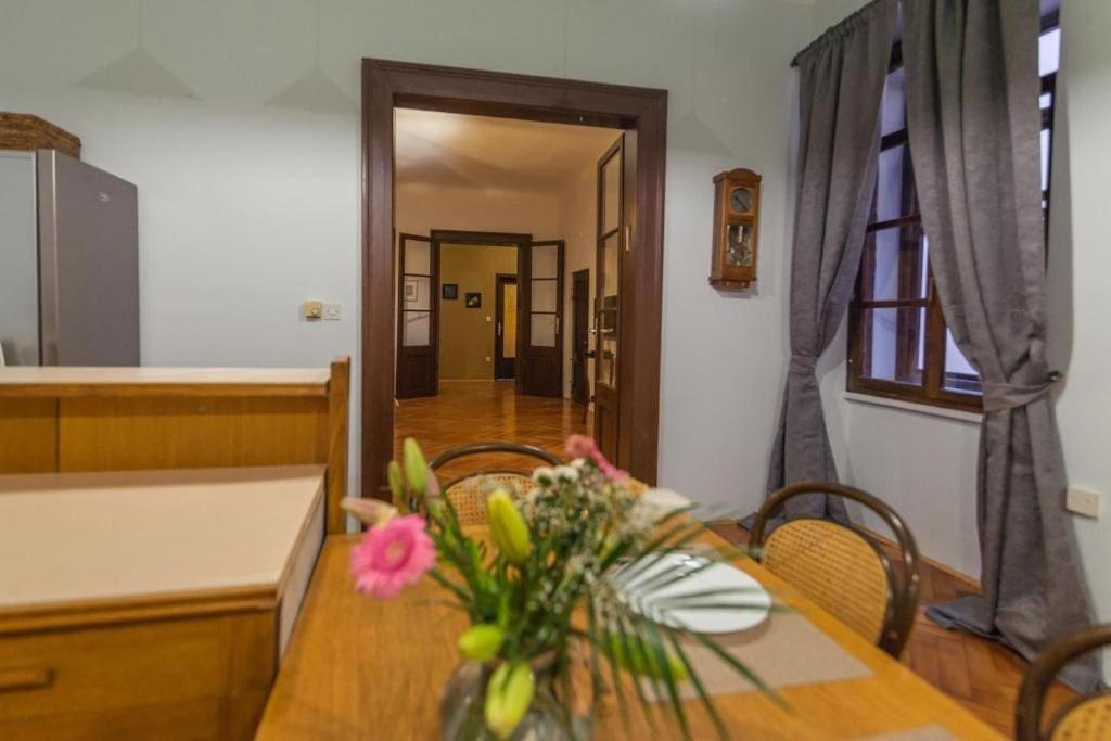 Galerija Rosa Centifolia Apartment